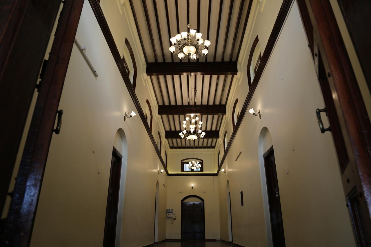 Pattiah Naidu Palace Hotel *