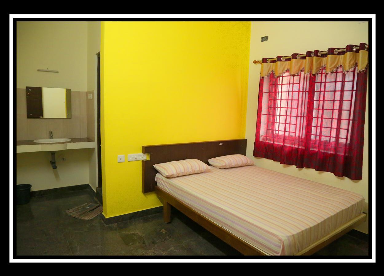 Pattiah Naidu Palace *
