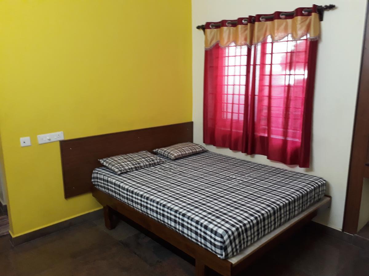 Hotel Pattiah Naidu Palace Palni